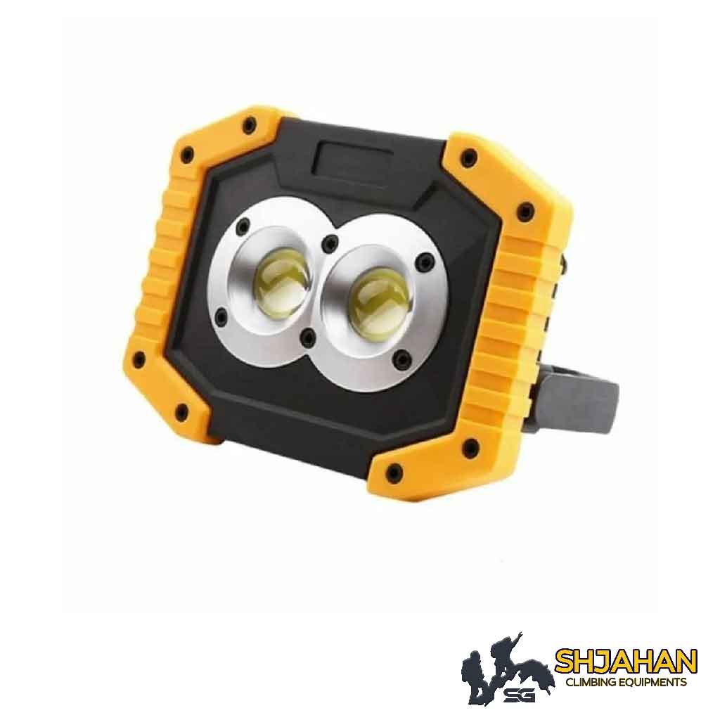 پروژکتور باتری خور